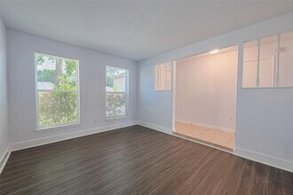 7926 Jonquil Dr in Texas City, TX - Building Photo - Building Photo