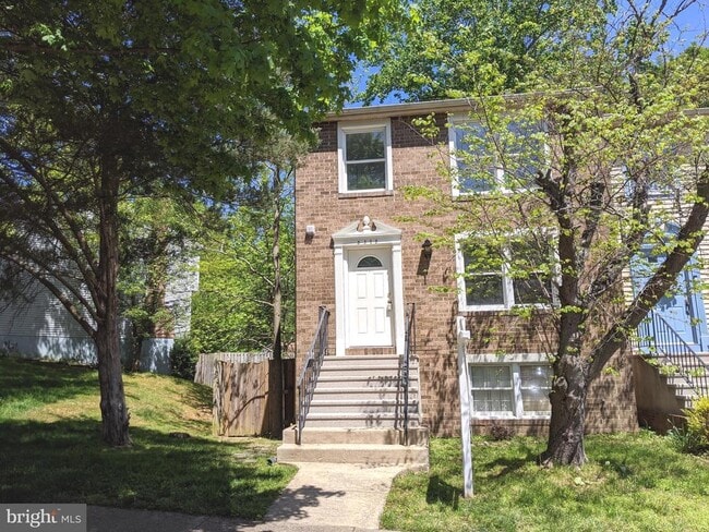 property at 5312 Avalon Pl