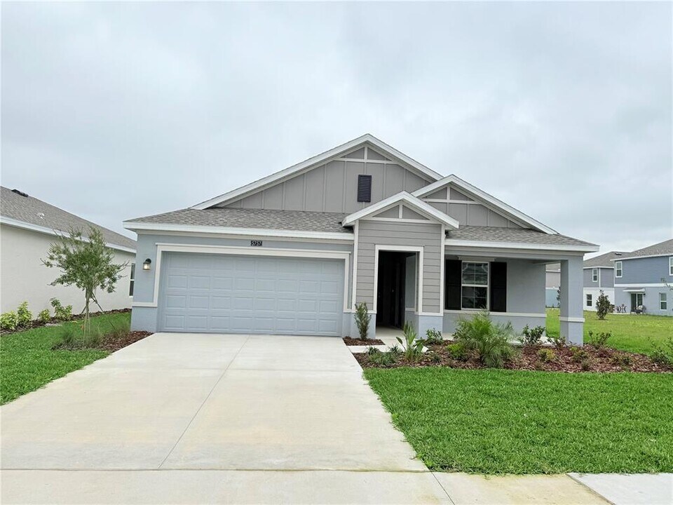 5757 Gingham Dr in Kissimmee, FL - Building Photo