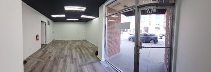 55 E New York St in Aurora, IL - Building Photo - Building Photo