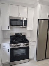 153 Palisade Ave in Cliffside Park, NJ - Building Photo - Building Photo