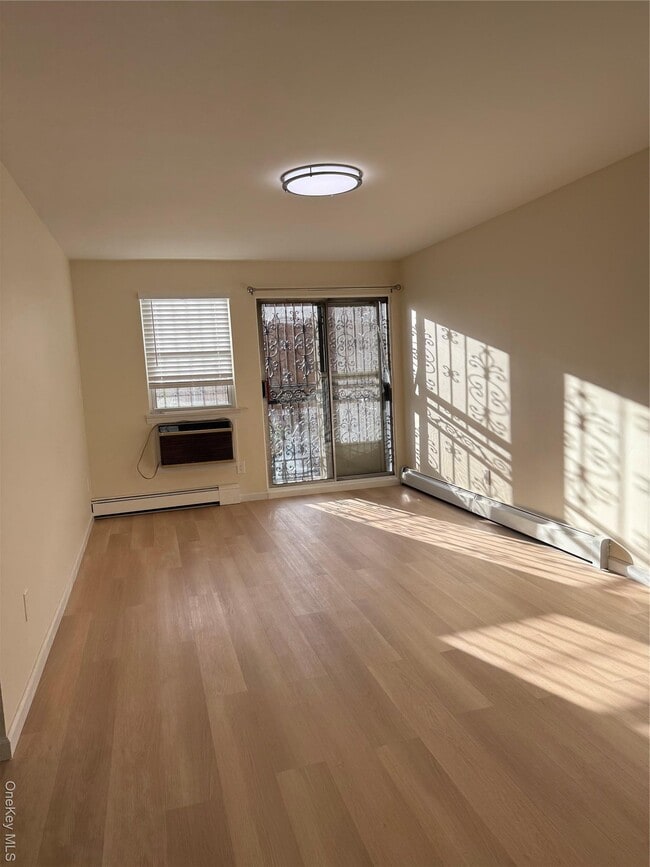 41-35-41149 149th Pl in Queens, NY - Building Photo - Building Photo