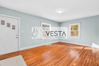 18 Canterbury Rd in Asheville, NC - Building Photo - Building Photo