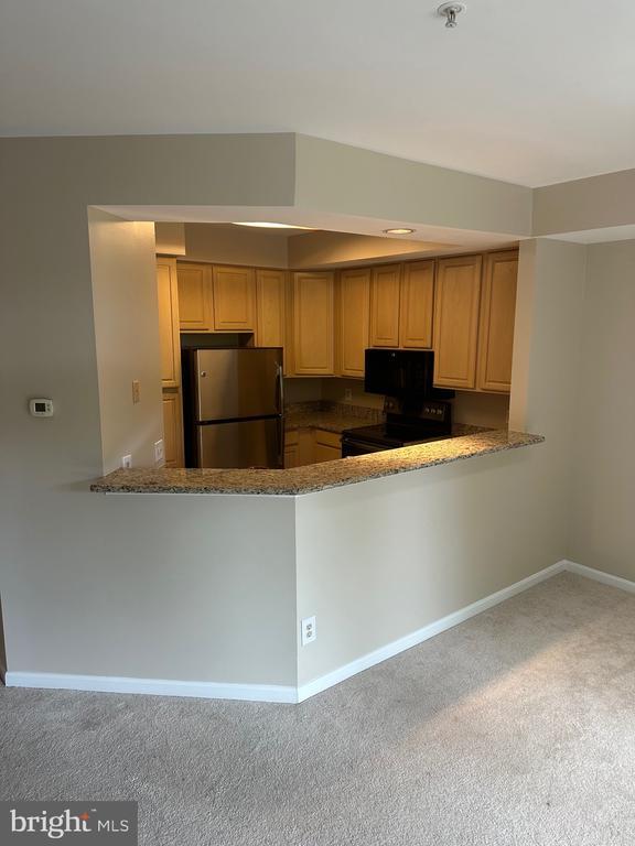 1324 Garden Wall Cir in Reston, VA - Building Photo - Building Photo