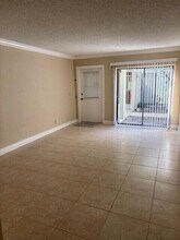 11350 Royal Palm Blvd in Coral Springs, FL - Building Photo - Building Photo