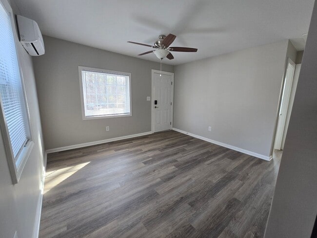 203 Stroud St in Sanford, NC - Building Photo - Building Photo