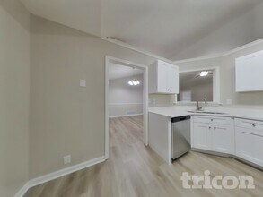 128 Cliff Ct in Villa Rica, GA - Building Photo - Building Photo