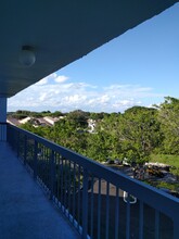 198 NW 67th St, Unit 504 in Boca Raton, FL - Building Photo - Building Photo