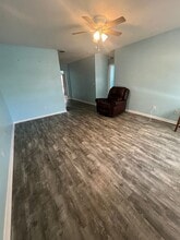 2189 NE Rustic Way in Jensen Beach, FL - Building Photo - Building Photo