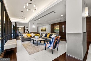 6301 Stevenson Ave in Alexandria, VA - Building Photo