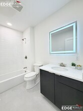 38 Hichborn St, Unit 304 in Boston, MA - Building Photo - Building Photo