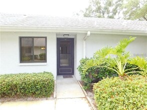 2733 Countryside Blvd in Clearwater, FL - Building Photo - Building Photo