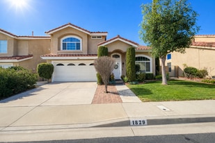 1829 Mirador Dr in Azusa, CA - Building Photo