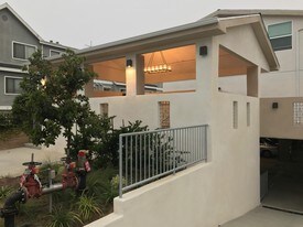 2225 241st St, Unit B in Lomita, CA - Building Photo