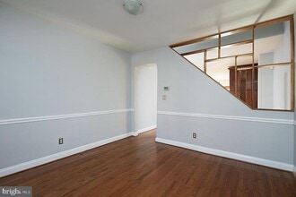 964 Florida Ave NW in Washington, DC - Building Photo - Building Photo