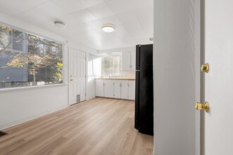 1115 NE 52nd St in Seattle, WA - Building Photo - Building Photo