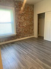 1422a Union Blvd-Unit -1422 A - 2F in St. Louis, MO - Foto de edificio - Building Photo