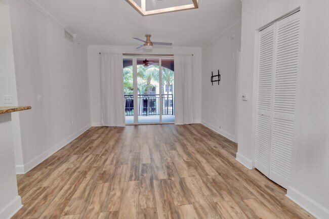 1660 Renaissance Commons Blvd in Boynton Beach, FL - Building Photo - Building Photo