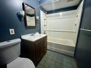 237 West Ave-Unit -237 West Ave Down Apt in East Rochester, NY - Building Photo - Building Photo