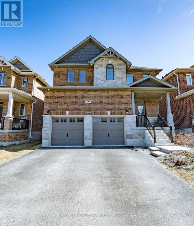 69 Tim Jacobs Dr in Georgina, ON - Building Photo