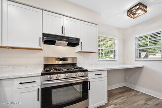 830 Brimfield Ct in Port Orange, FL - Building Photo - Building Photo