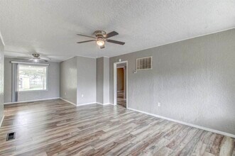 1911 NW Smith Ave in Lawton, OK - Building Photo - Building Photo