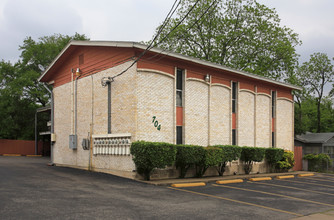 Denson Apartments in Austin, TX - Building Photo - Building Photo