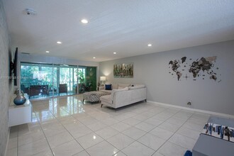 3615 Citrus Trce in Davie, FL - Foto de edificio - Building Photo