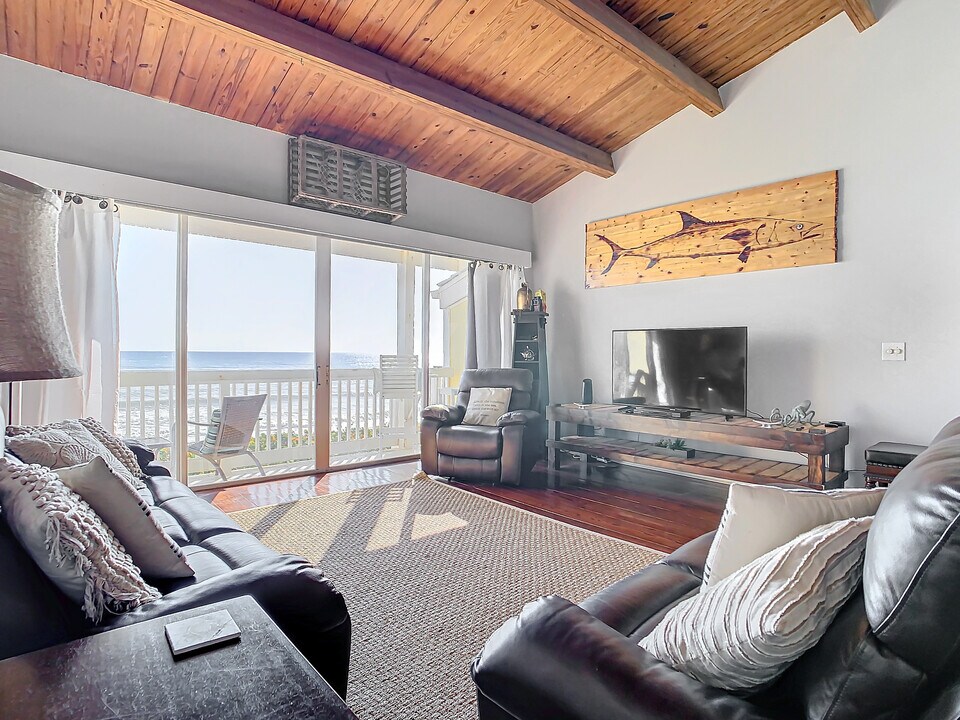 2951 S Highway A1A in Melbourne Beach, FL - Building Photo