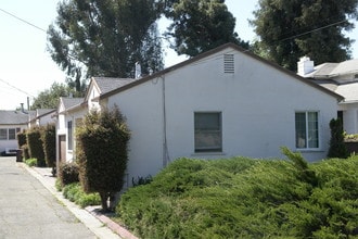 535-543 Simon St in Hayward, CA - Building Photo - Building Photo