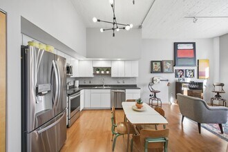 110 N 3rd St in Columbus, OH - Foto de edificio - Building Photo