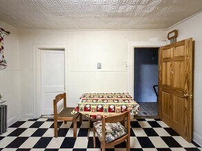 164 Griffith St in Jersey City, NJ - Building Photo - Building Photo