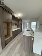 13 KEYSTONE TRAIL in Welland, ON - Building Photo - Building Photo