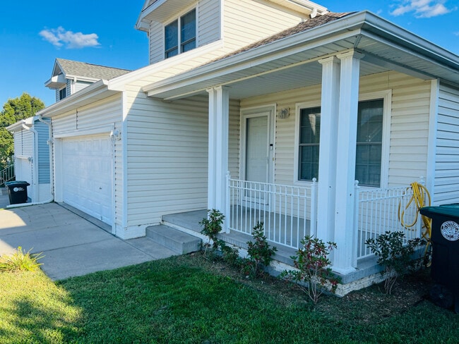 4557 Butler Ave in Omaha, NE - Foto de edificio - Building Photo