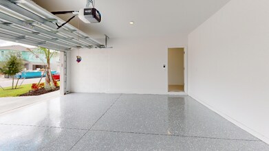 19525 Fairhill Ct in Lehigh Acres, FL - Building Photo - Building Photo