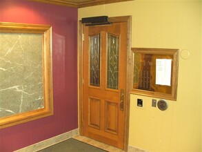 The Chateau Royale in Waukegan, IL - Foto de edificio - Building Photo