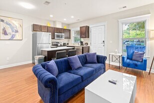 701 E Kirby St in Detroit, MI - Building Photo