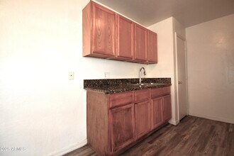 4022 E Portland St in Phoenix, AZ - Building Photo - Building Photo
