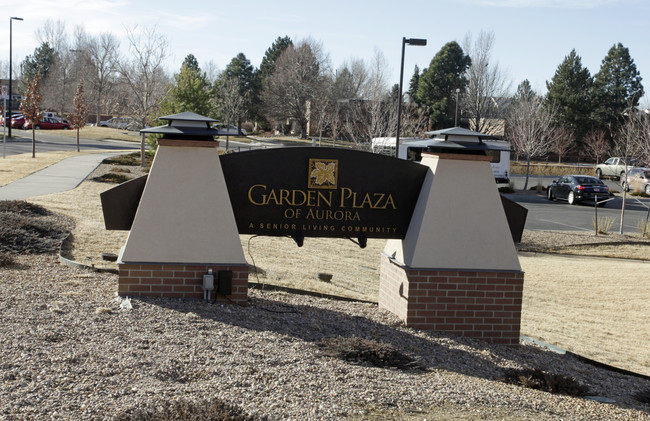 Garden Plaza of Aurora in Aurora, CO - Foto de edificio - Building Photo