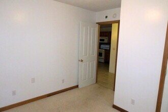 13 Ems D9 Ln in Syracuse, IN - Building Photo - Building Photo