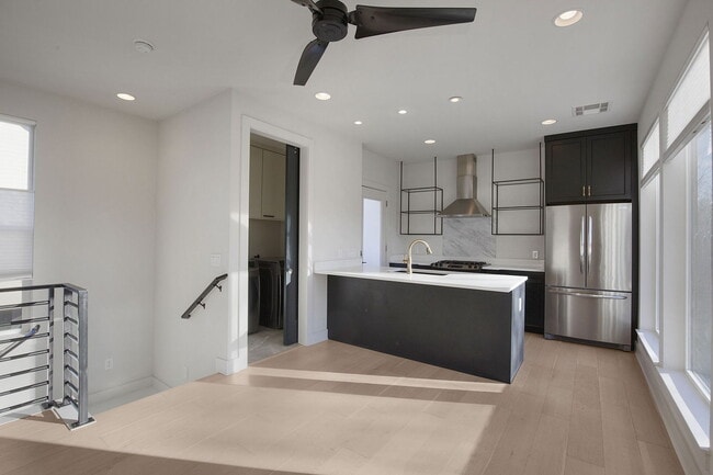 property at 1708 Perez St