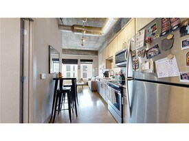 728 N 3rd St in Minneapolis, MN - Building Photo