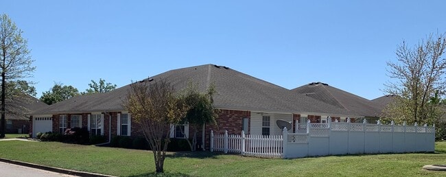 8800-8802 S 15th St in Fort Smith, AR - Building Photo - Building Photo