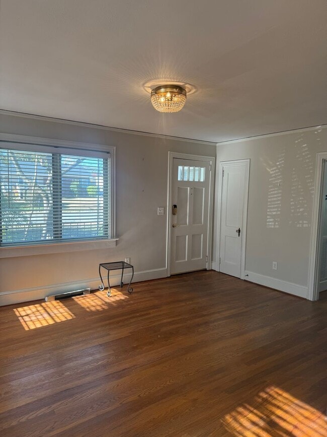 219 Vintage Ave in Greenville, SC - Building Photo - Building Photo