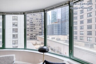 420 E Ohio St in Chicago, IL - Building Photo - Building Photo