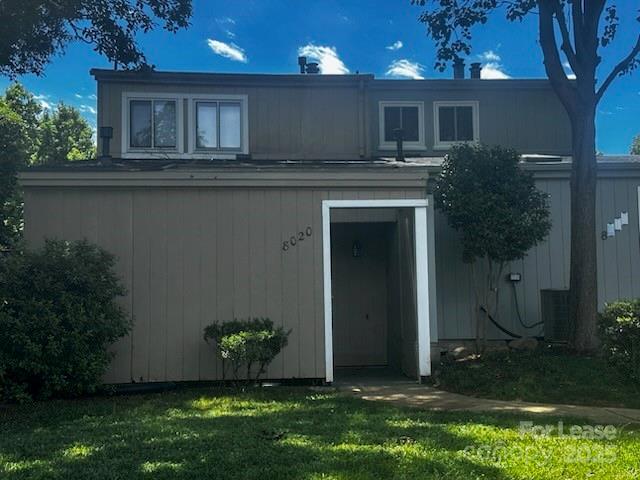 8020 Horse Chestnut Ln in Charlotte, NC - Building Photo - Building Photo