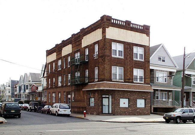 456 Kennedy Blvd in Bayonne, NJ - Building Photo - Building Photo