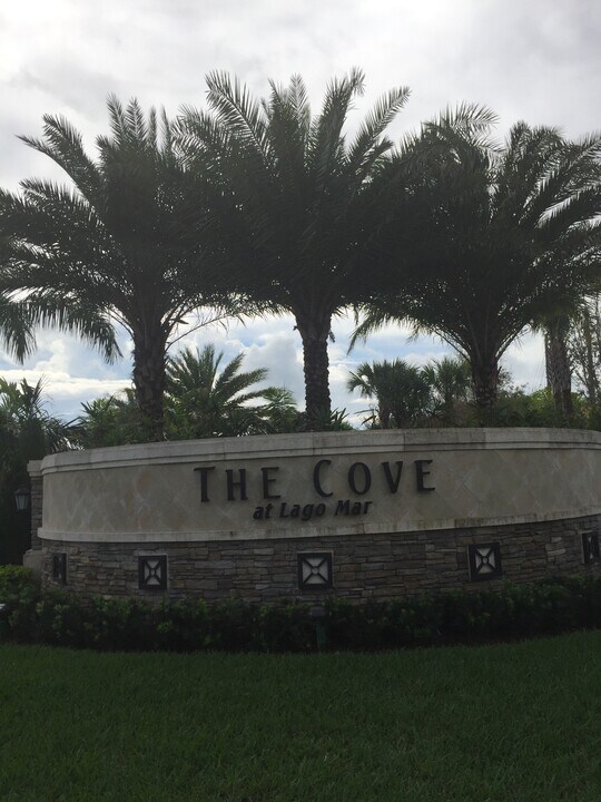 176 SW 127th Terrace in Plantation, FL - Building Photo