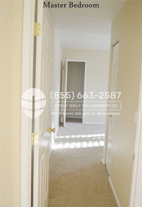 14605 NE 34th St-Unit -Unit H24 in Bellevue, WA - Building Photo