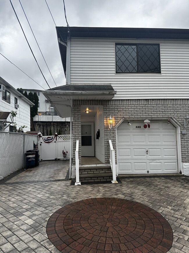 446 Clifton Ave, Unit #2